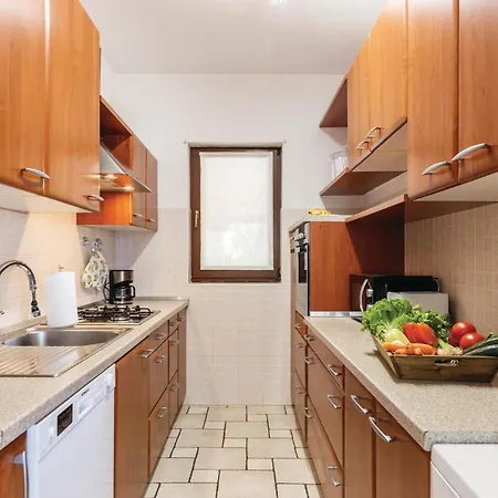 Holiday home Awesome In With Kitchen Fazana